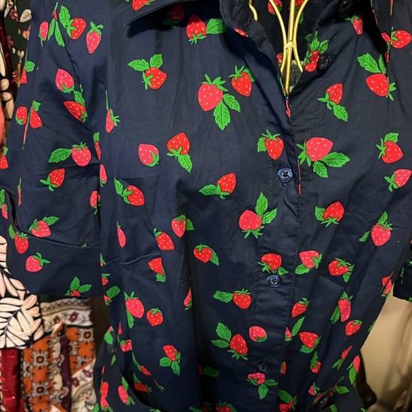 Kate Spade ♠️ strawberry shirt dress - Picture 7 of 14